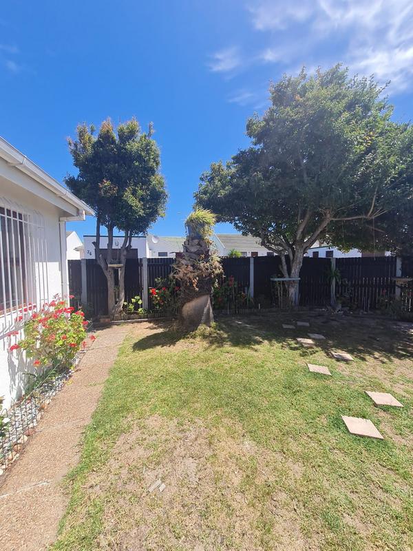2 Bedroom Property for Sale in Parklands Western Cape